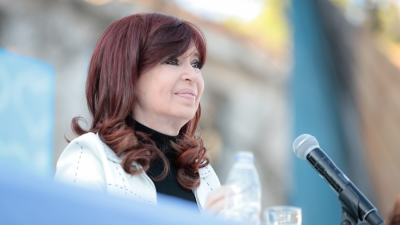 Después del «Economía-Gate» reaparece Cristina Fernández