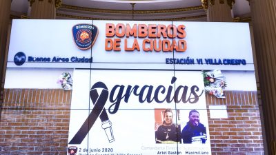 CABA – Homenaje a los bomberos fallecidos en Villa Crespo