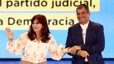 Los elogios de Rafael Correa a Cristina Kirchner: la relacionó con San Martín y Evita